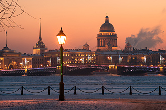 Санкт-Петербург. Вид на дворцовый мост